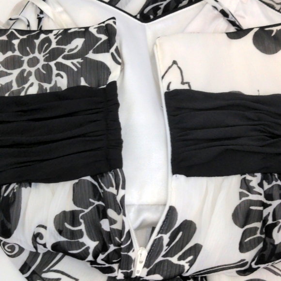 WHBM Black & White Sleeveless Dress - Size 0 - Picture 10 of 11